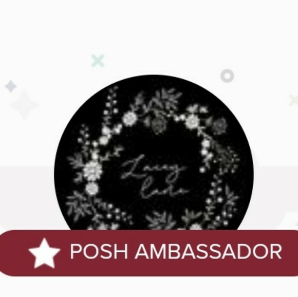 Meet your Posher, Lacey Lane - Picture 2 of 2